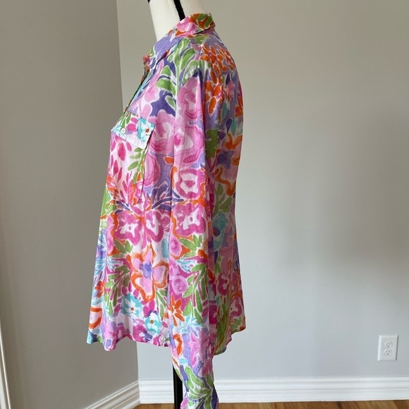Lauren Ralph Lauren size large buttonup top floral design rolled tabbed sleeves - Picture 7 of 13
